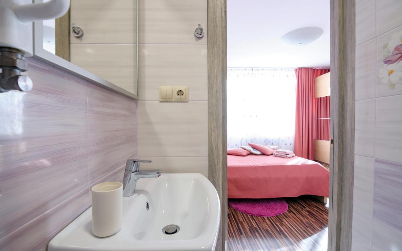 Colored Balloons - 3 Bedrooms, 3 Bathrooms, Equipped Large Apartments Lviv Ngoại thất bức ảnh