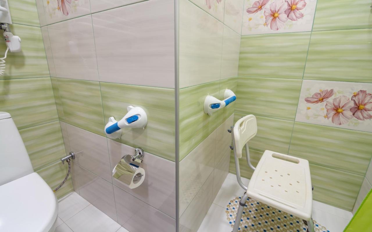 Colored Balloons - 3 Bedrooms, 3 Bathrooms, Equipped Large Apartments Lviv Ngoại thất bức ảnh