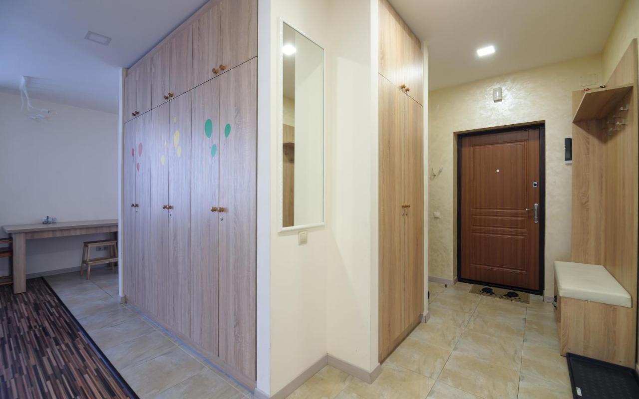 Colored Balloons - 3 Bedrooms, 3 Bathrooms, Equipped Large Apartments Lviv Ngoại thất bức ảnh